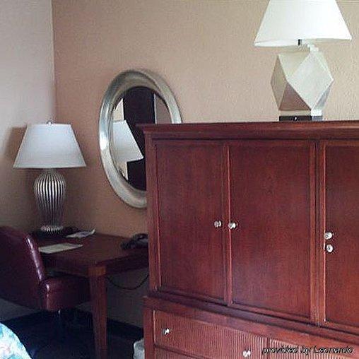 Sunlac Inn Lakota Δωμάτιο φωτογραφία